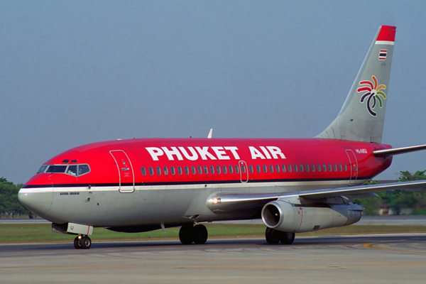 PHUKET AIR BOEING 737 200 BKK RF 1818 13.jpg