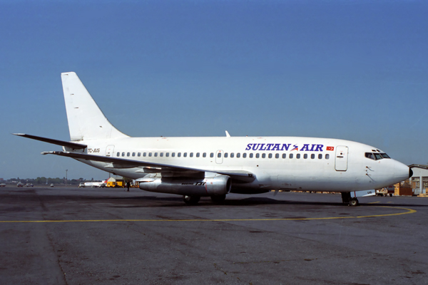 SULTAN AIR BOEING 737 200 IST RF 323 19. jpg