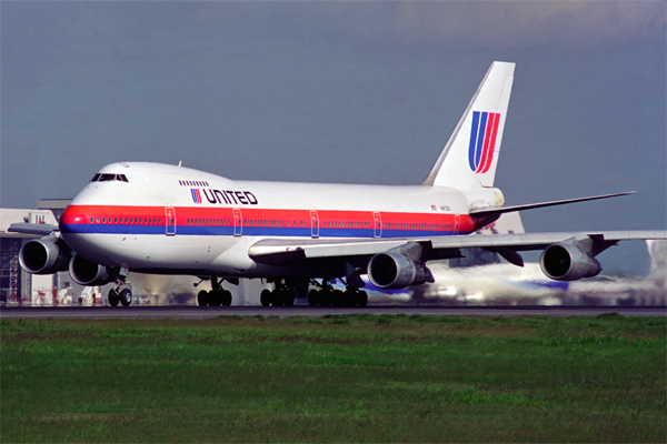UNITED BOEING 747 200 NRT RF 429 27.jpg
