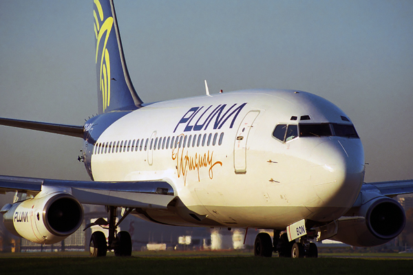 PLUNA URUGUAY BOEING 737 200 AEP RF 1369 6.jpg