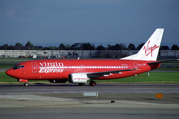 VIRGIN EXPRESS BOEING 737 300 LHR RF 1561 20.jpg