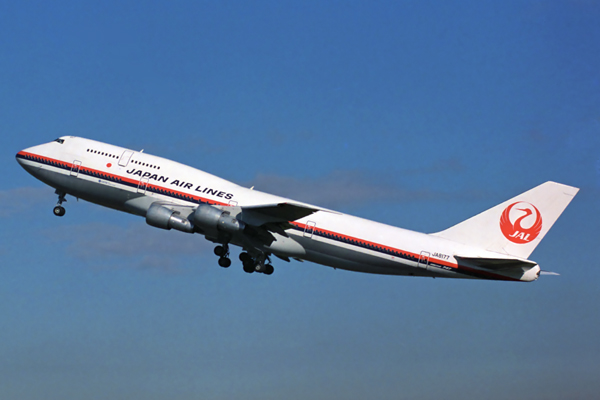 JAPAN AIR LINES BOEING 747 300 SYD RF 137 13.jpg