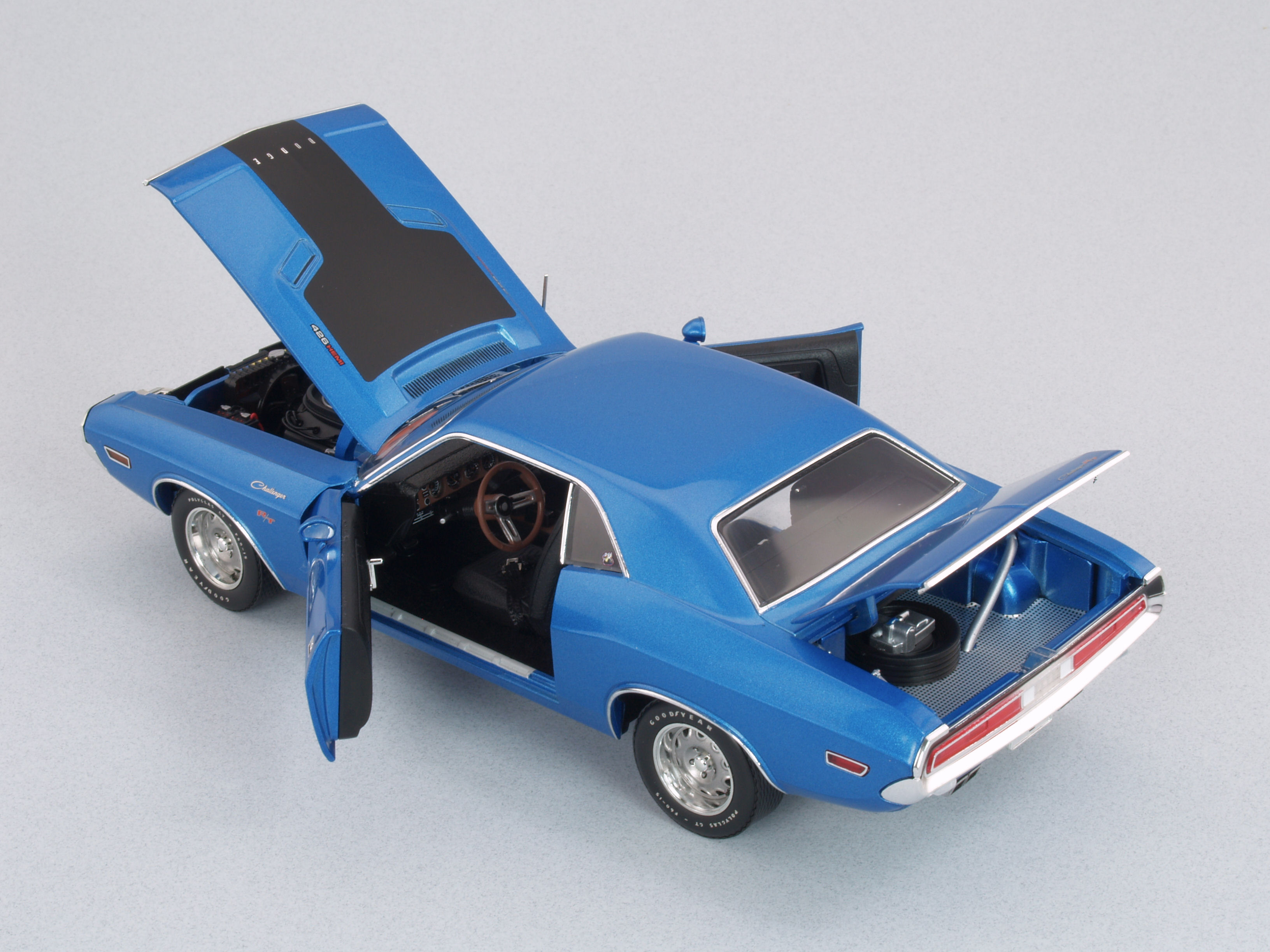 H61-WIX 70 Challenger (3).JPG