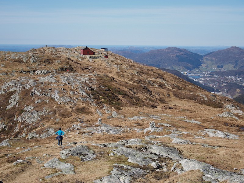 The red cabin at the mountain - kleivis