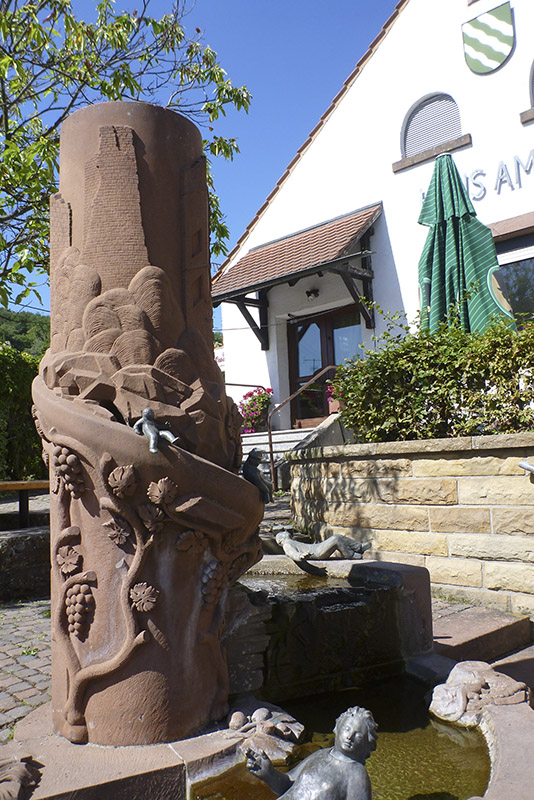 Flood memorial
