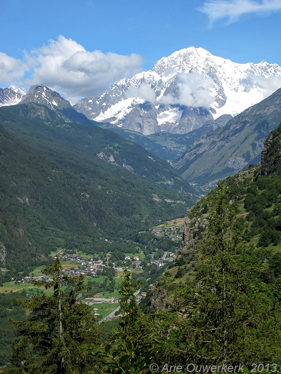 Valle dAosta, overlooking the Mont Blanc from Cerellaz