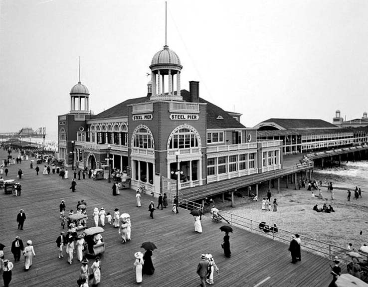 1910 - On the boardwalk