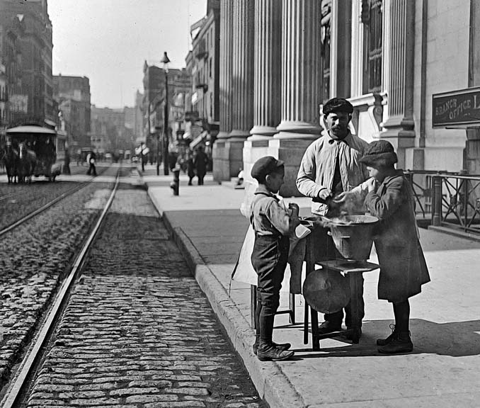 1900 - Peanut stand, West 42nd Street