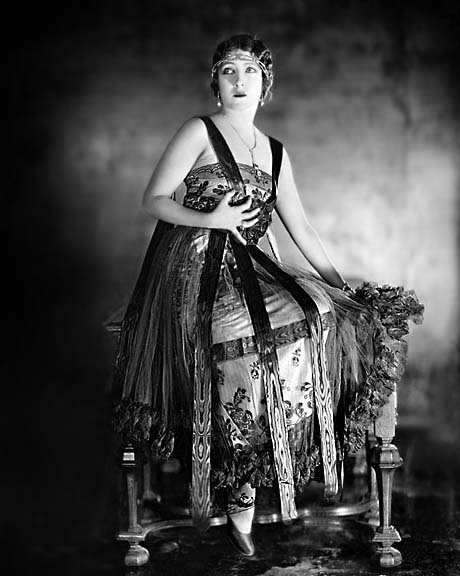 1922 - Gloria Swanson in My American Wife