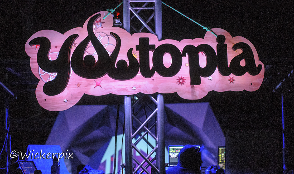 YOUTopia N 506w.JPG