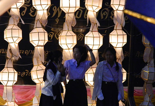 lanterns students.jpg