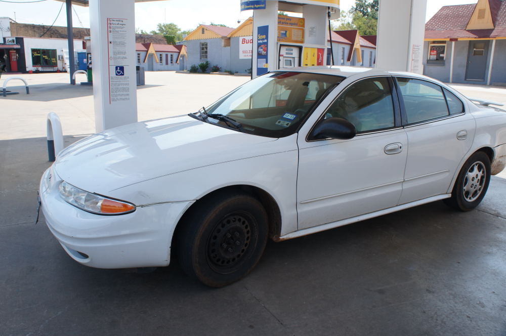 Gassing up In Longview On the Way Out