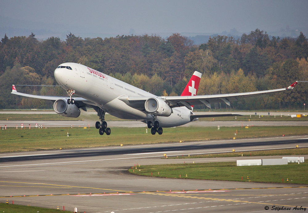 HB-JHI Airbus A330-343X