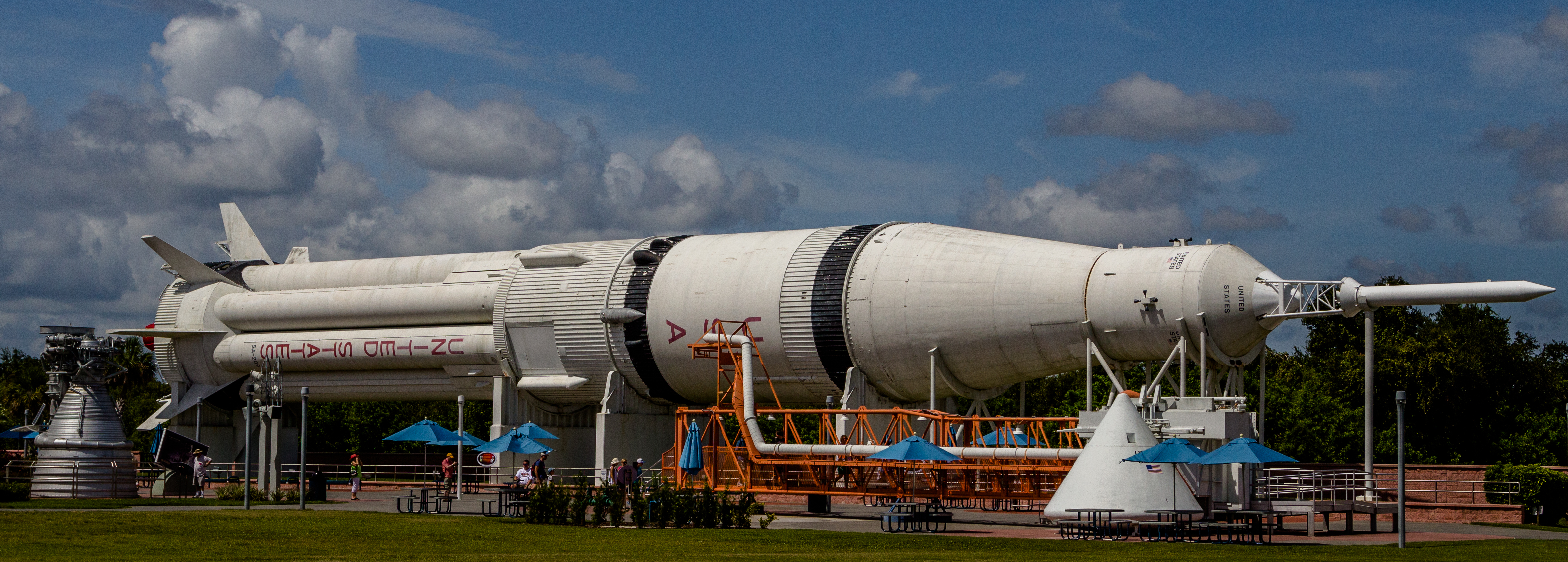 Saturn 5