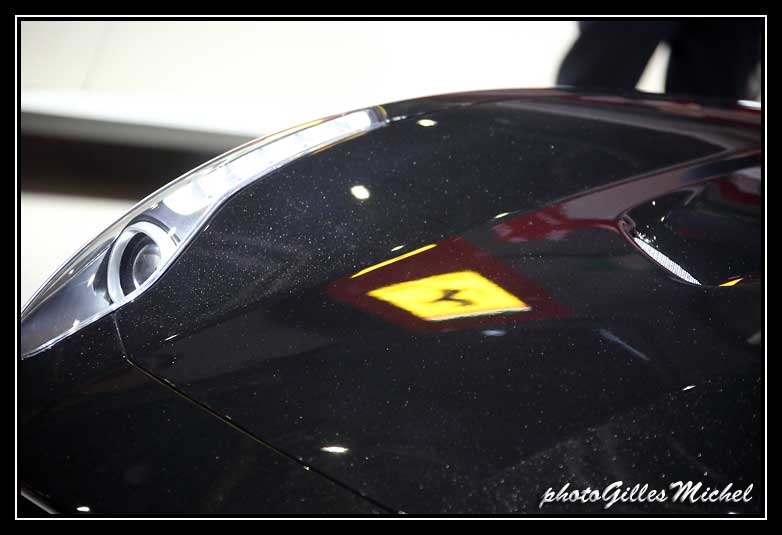 AutoGeneveFerrari-16.jpg