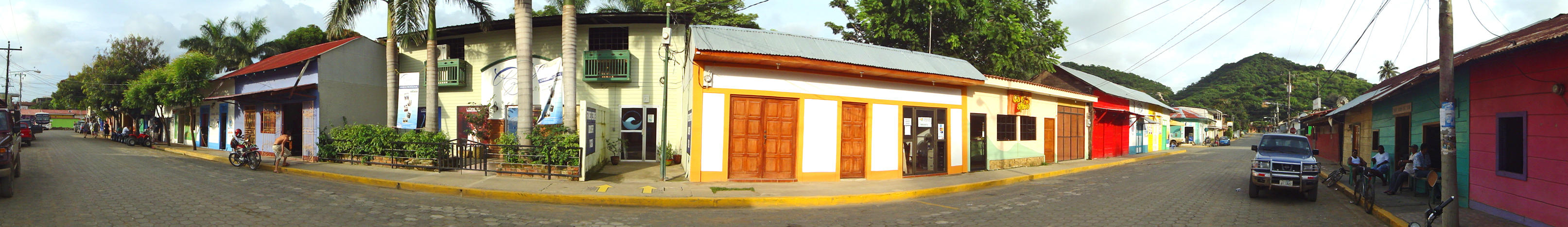The street with Azul Beauty & Spa and Buena Vida Fitness Center in San Juan del Sur, Nicaragua
