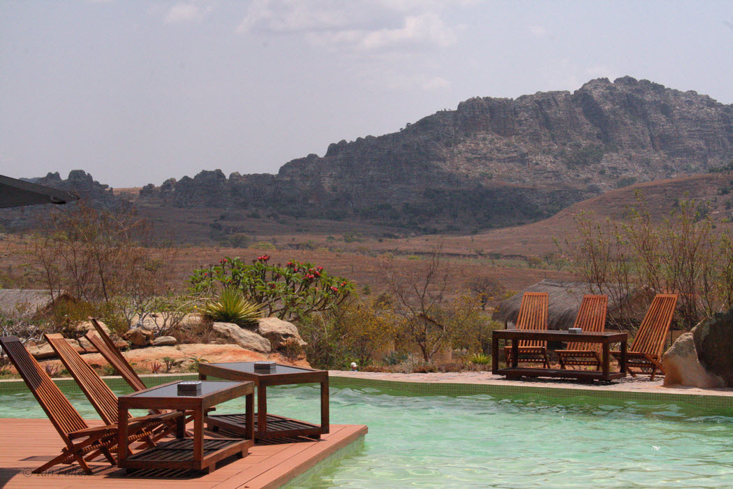 The pool terrace at the Satrana Lodge Hotel, Ranohira, Isalo 