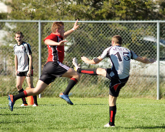 St Lawrence vs Seneca 08828 copy.jpg