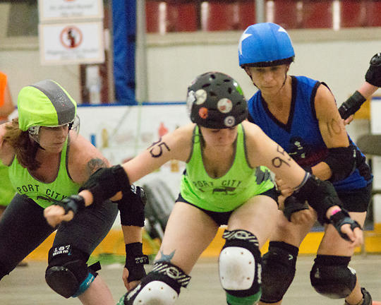 Roller Derby Disloyalists vs Breakwater Bombshells 04301 copy.jpg