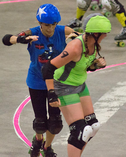 Roller Derby Disloyalists vs Breakwater Bombshells 04506 copy.jpg