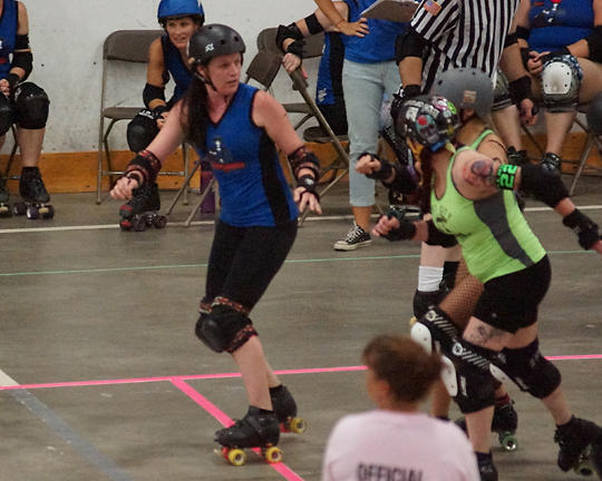 Roller Derby Disloyalists vs Breakwater Bombshells 04535 copy.jpg