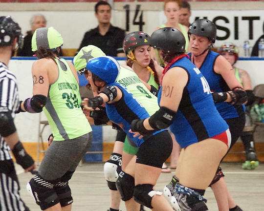Roller Derby Disloyalists vs Breakwater Bombshells 04584 copy.jpg