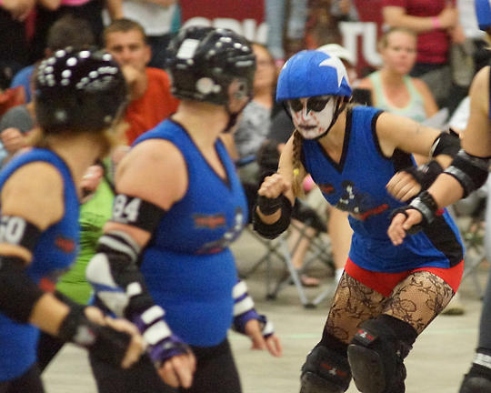 Roller Derby Disloyalists vs Breakwater Bombshells 04606 copy.jpg
