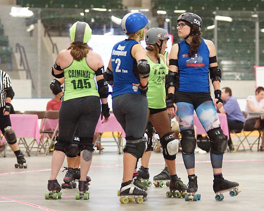 Roller Derby Disloyalists vs Breakwater Bombshells 04629 copy.jpg