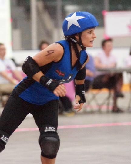 Roller Derby Disloyalists vs Breakwater Bombshells 04678 copy.jpg