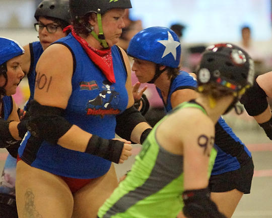 Roller Derby Disloyalists vs Breakwater Bombshells 04742 copy.jpg