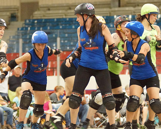 Roller Derby Disloyalists vs Breakwater Bombshells 04912 copy.jpg