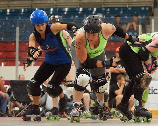 Roller Derby Disloyalists vs Breakwater Bombshells 04976 copy.jpg