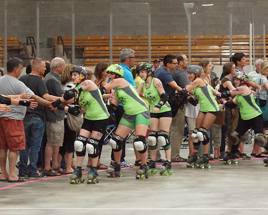 Roller Derby Disloyalists vs Breakwater Bombshells 05048 copy.jpg