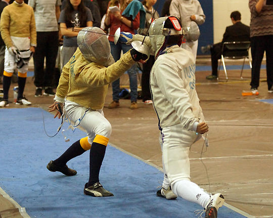 Queens Fencing Invitational 04429 copy.jpg