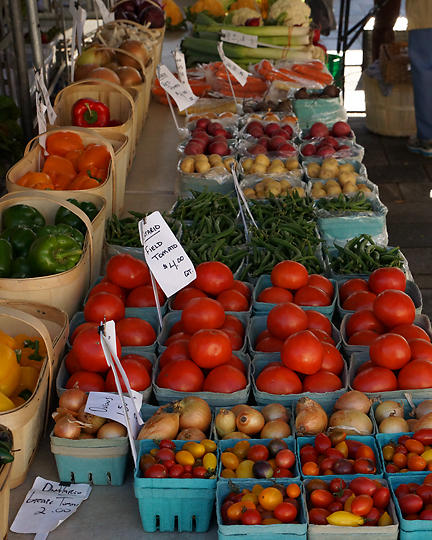 Kingston Farmers Market 00686.jpg