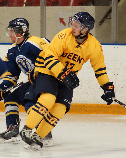Queens vs Laurentian 03598 copy.jpg