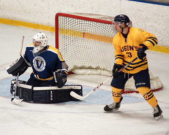 Queens vs Laurentian 04124 copy.jpg