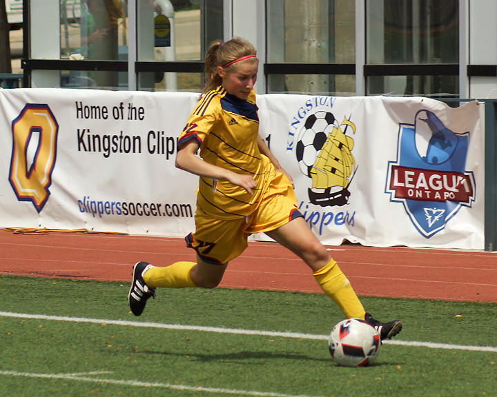 Queens vs UQAM 00361 copy.jpg