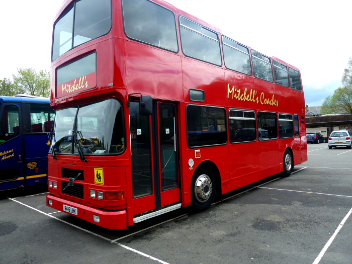 MITCHALLS Coaches of Stirling (R415 LHK) @ Callander, Scotland