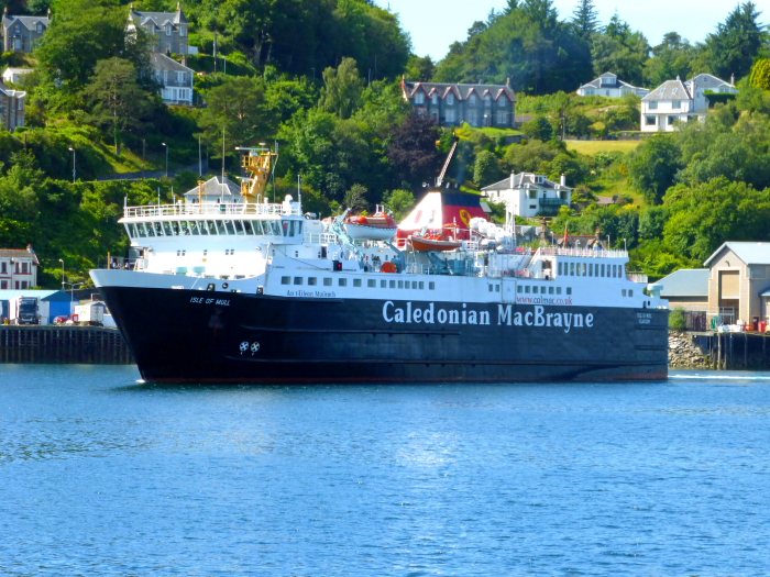 ISLE OF MULL (1988) Arriving @ Oban, Scotland