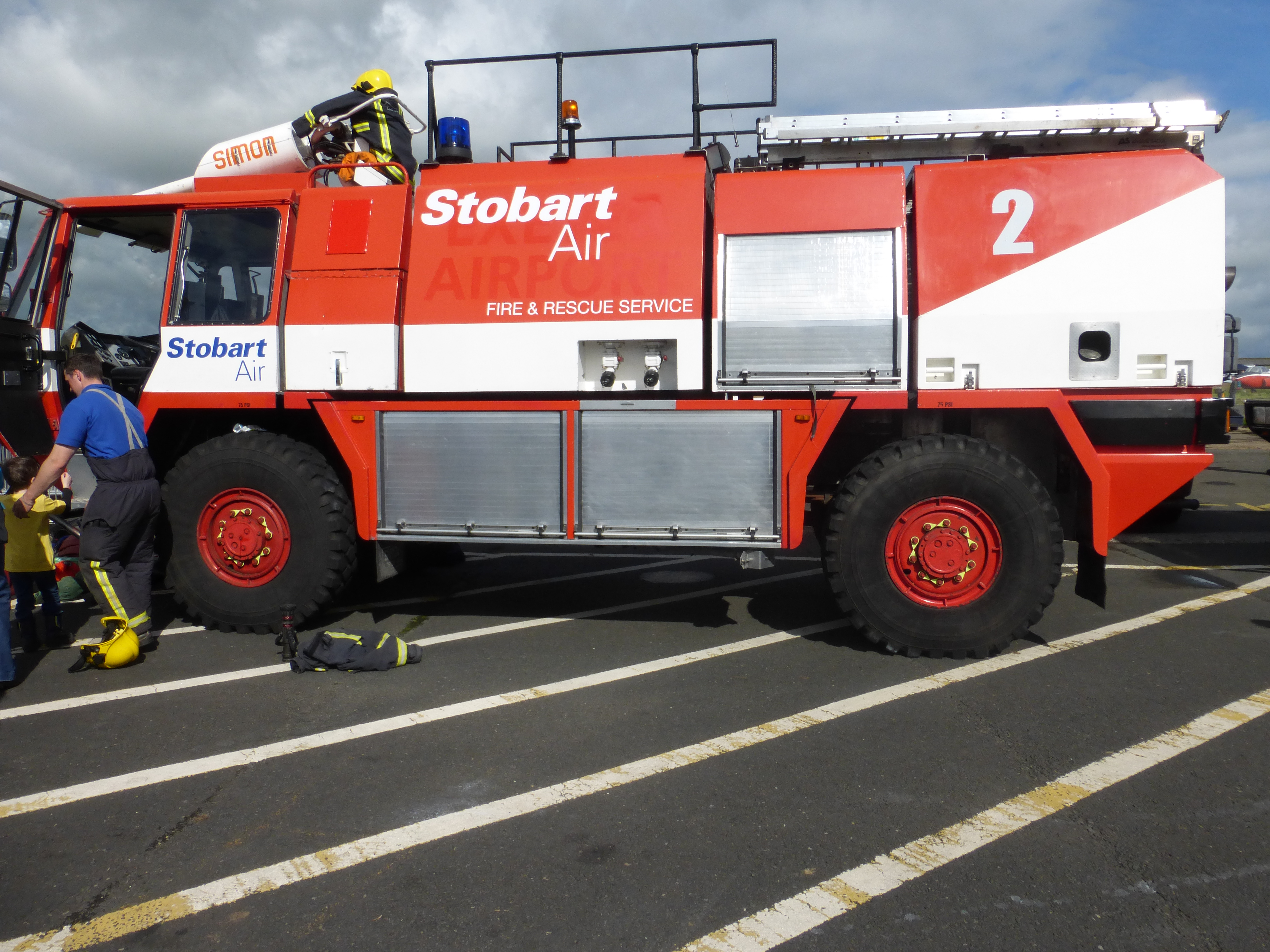 Stobart Air - Carlisle Fire Engine 2 @ Stobartfest, Carlisle Airport