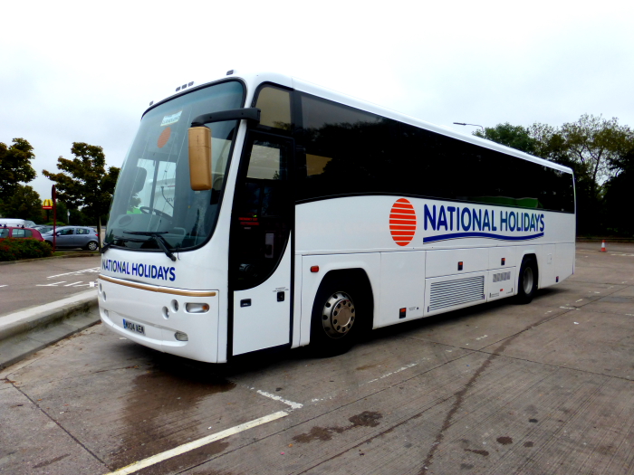 NATIONAL EXPRESS (NX04 AEM) @ Sandbach Services M6