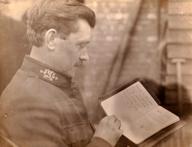 1922 - Major (Commandant) Bourne on Farewell from Burton on Trent