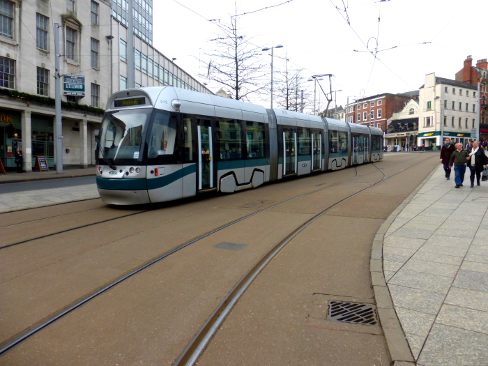 212 (2014) Bombardier Incenrtos AT65 leaving Old Market Square