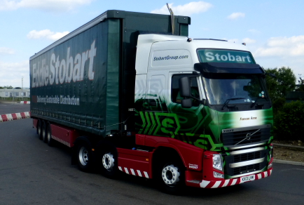 H4907 - KX13 LHM - Frances Anne @ Rugby Truckstop