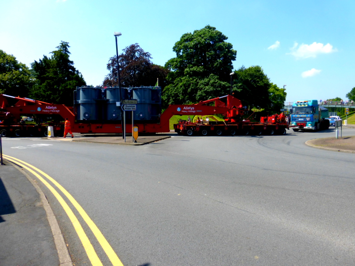 ALLELYS HEAVY HAULAGE (6) (T800 AHH) @ St Peters Bridge, Stapenhill, Burton-on-Trent