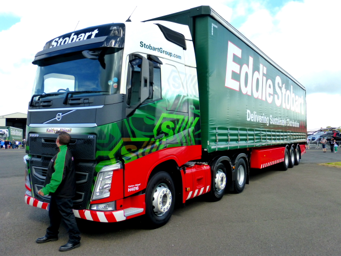H4016 - KR63 EGX - Kaitlyn Abigail @ Stobartfest, Carlisle Airport