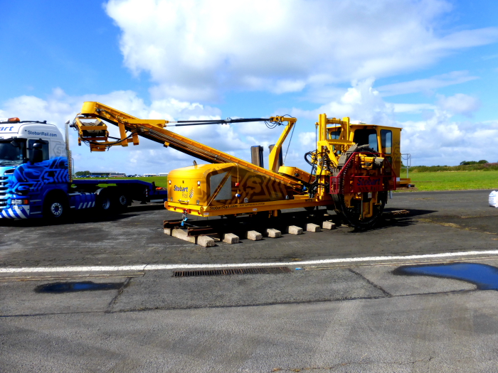 W175 @ Stobartfest, Carlisle Airport