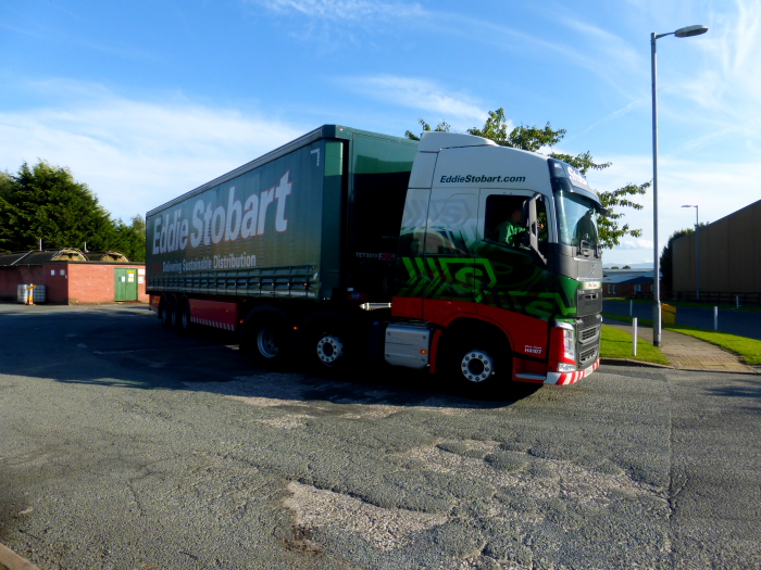 H4107 - KX14 LJX - Olivia Tzania @ Stobart Depot Carlisle