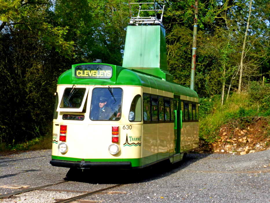 Blackpool Brush Railcoach 630 (1937) @ Crich